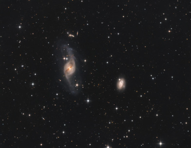 NGC 3718